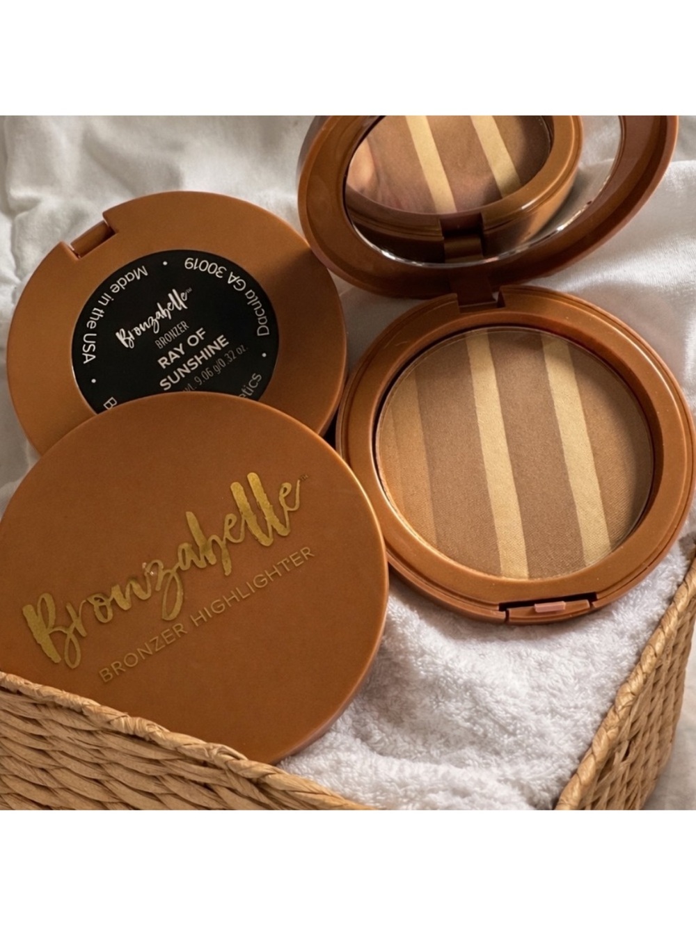 Ray of Sunshine Bronzer Highlighter - Warm Brown Glow